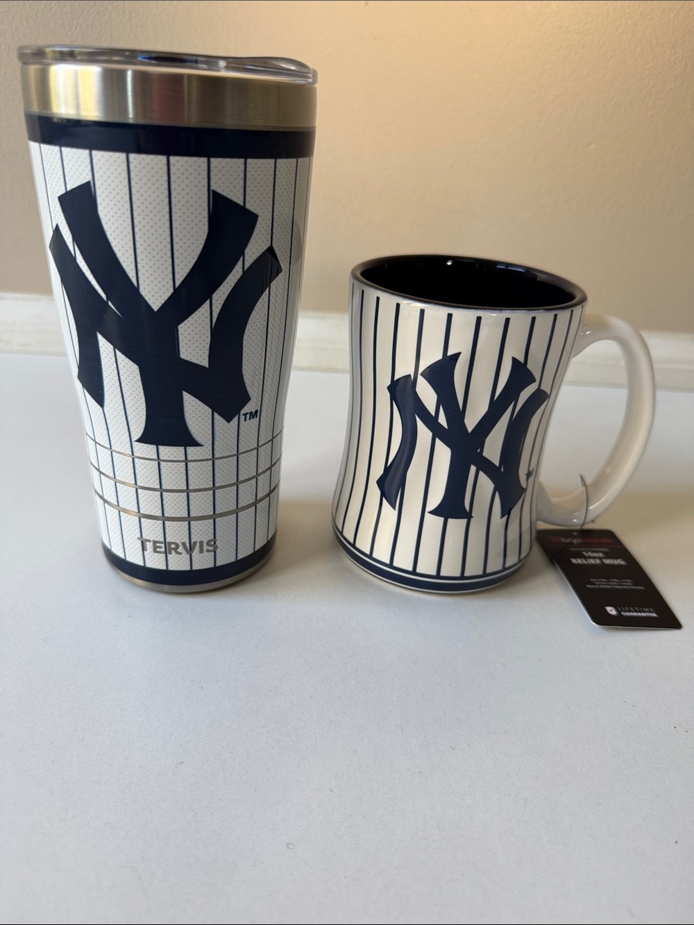 Tervis White and Navy NY Yankees Pinstripe T2 Stainless Tumbler and Mug Set